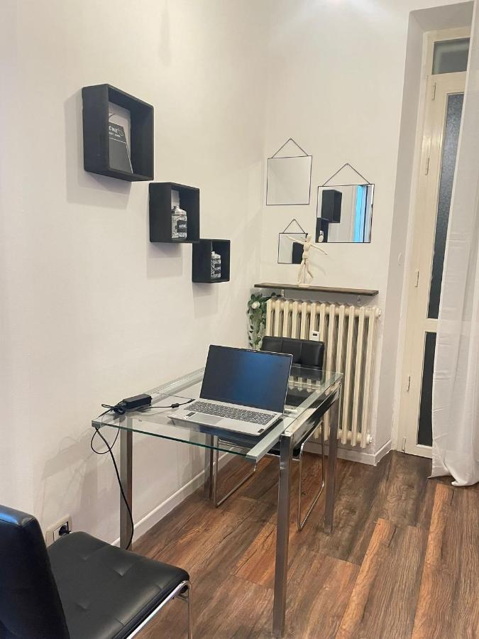 Show House Torino Exterior foto